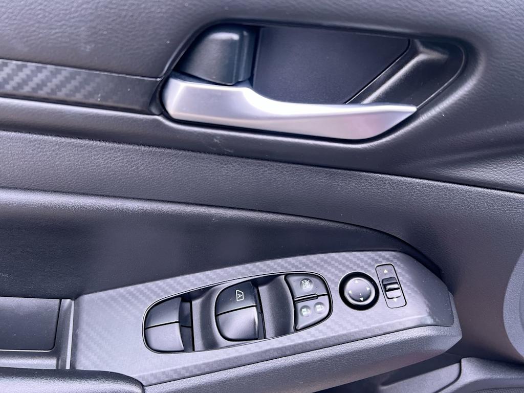 Thumbnail: 2024 Nissan Altima - 20