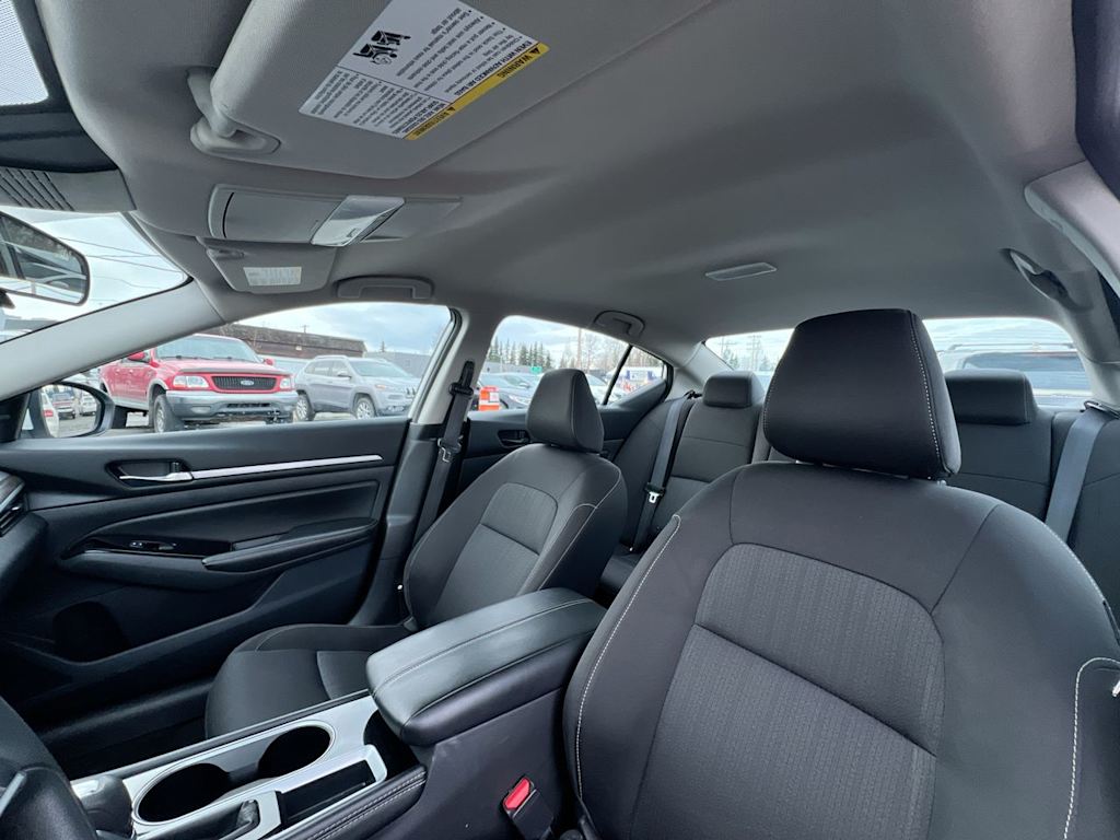 Thumbnail: 2023 Nissan Altima - 9