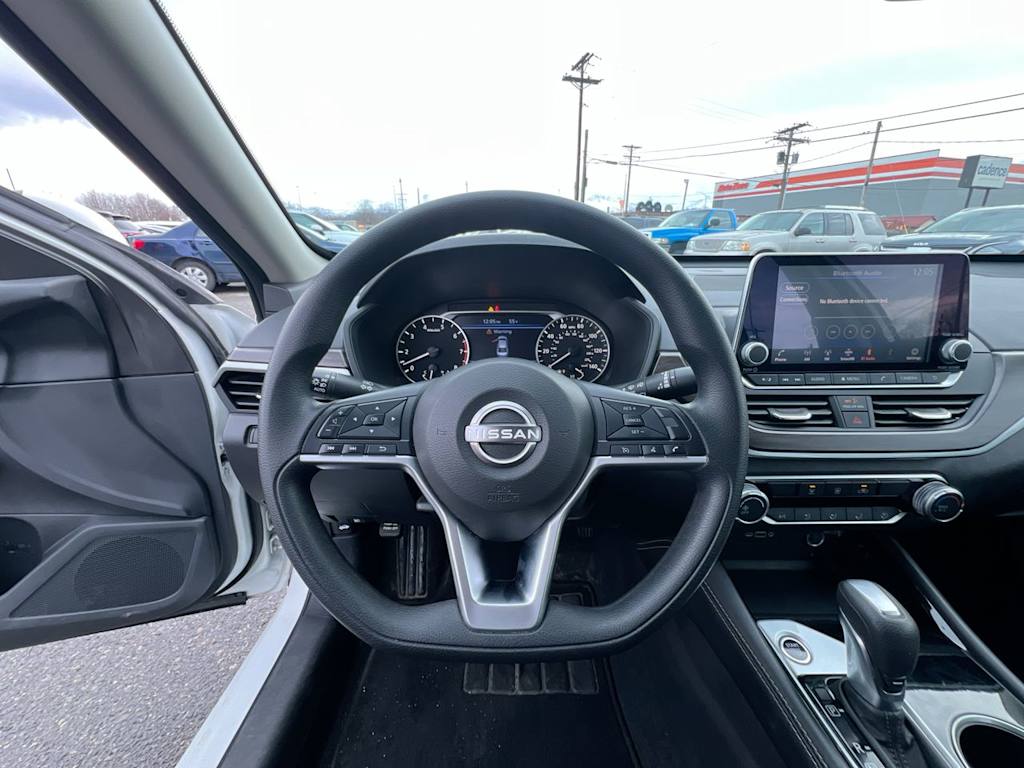 Thumbnail: 2023 Nissan Altima - 2