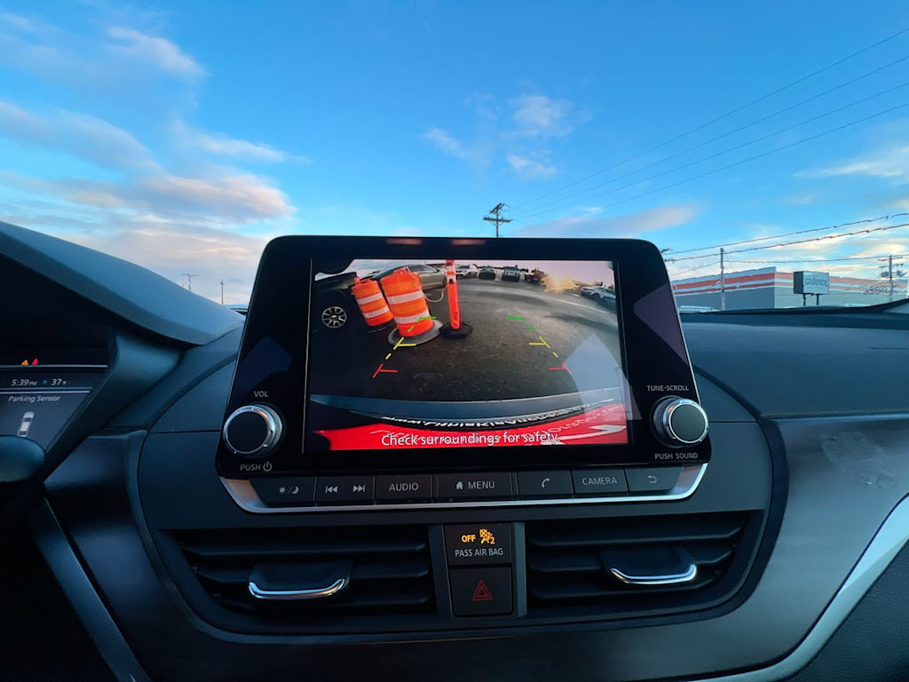 Thumbnail: 2023 Nissan Altima - 23