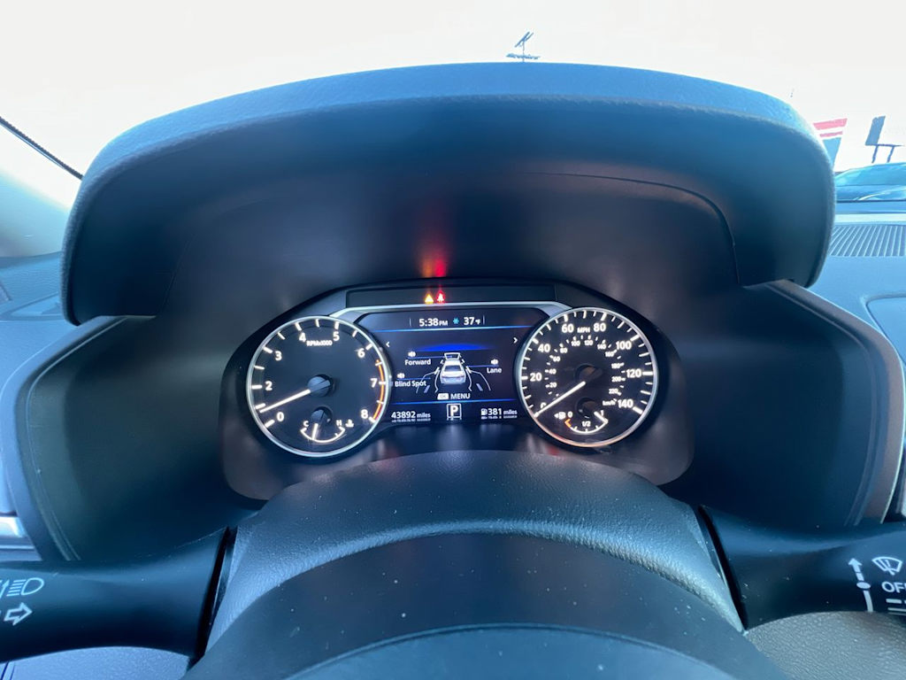 Thumbnail: 2023 Nissan Altima - 12