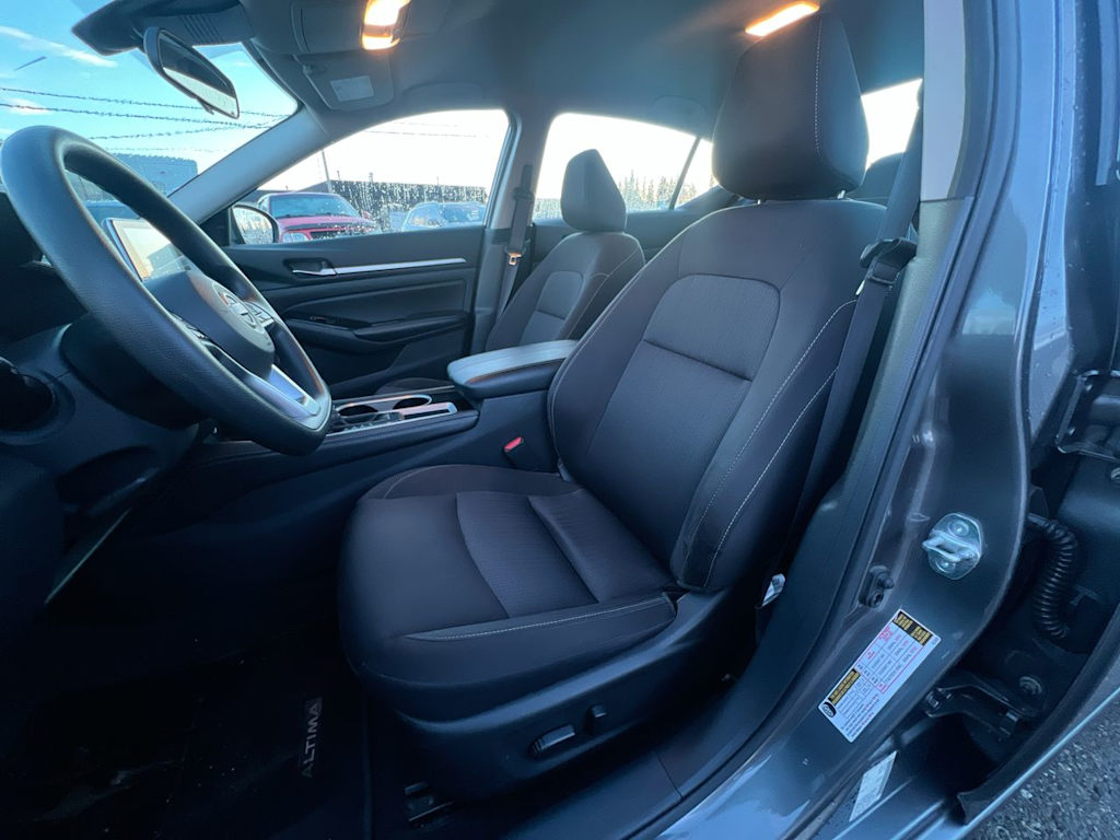 Thumbnail: 2023 Nissan Altima - 7