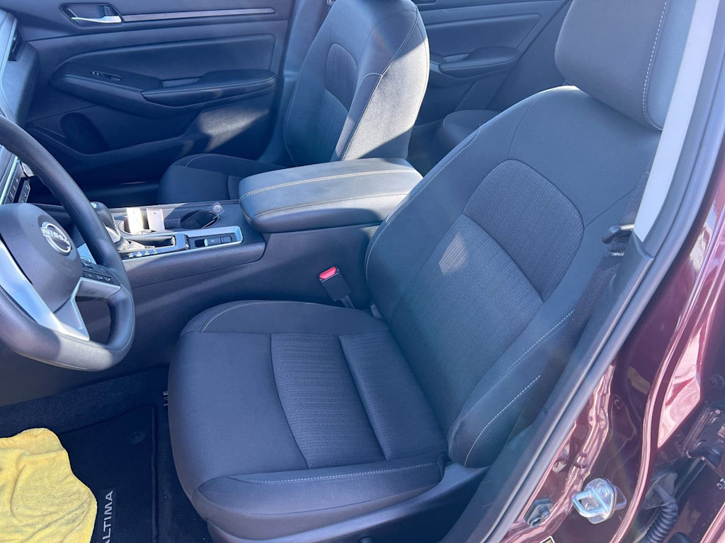 Thumbnail: 2025 Nissan Altima - 7