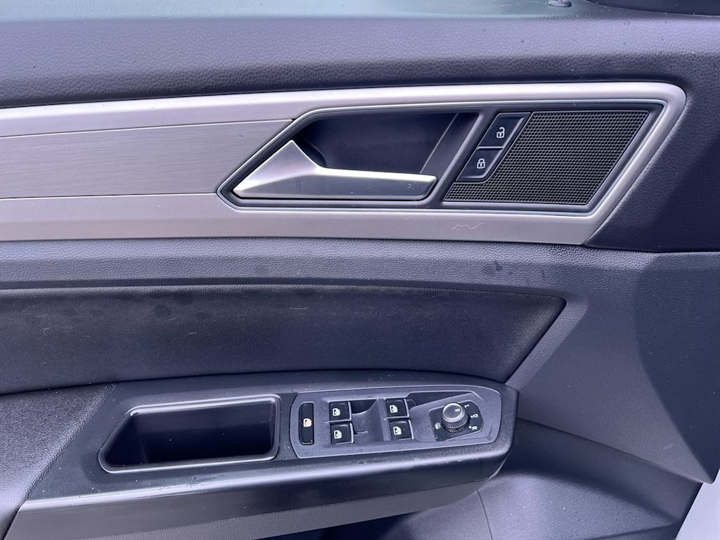 Thumbnail: 2018 Volkswagen Atlas - 20