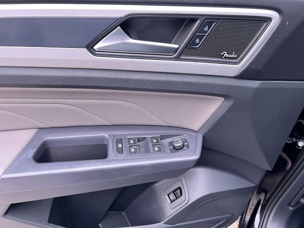 Thumbnail: 2021 Volkswagen Atlas - 21