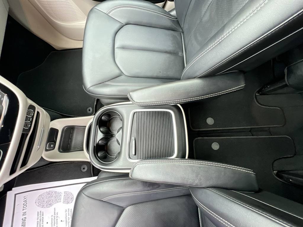 Thumbnail: 2024 Chrysler Pacifica - 24