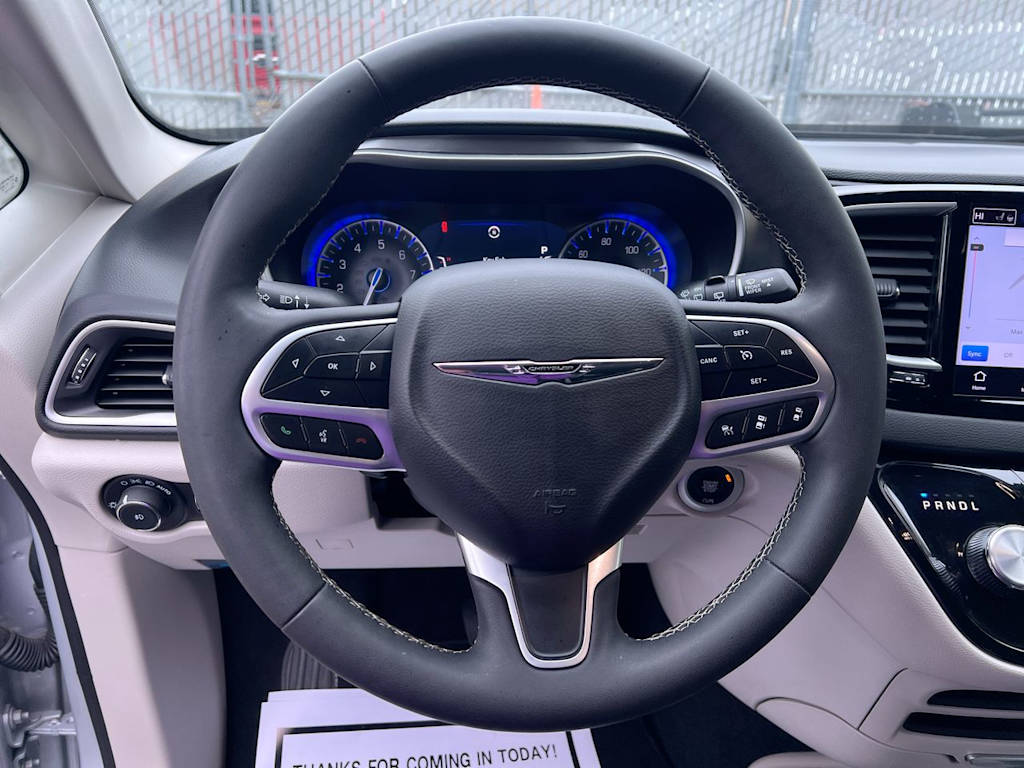 Thumbnail: 2024 Chrysler Pacifica - 2