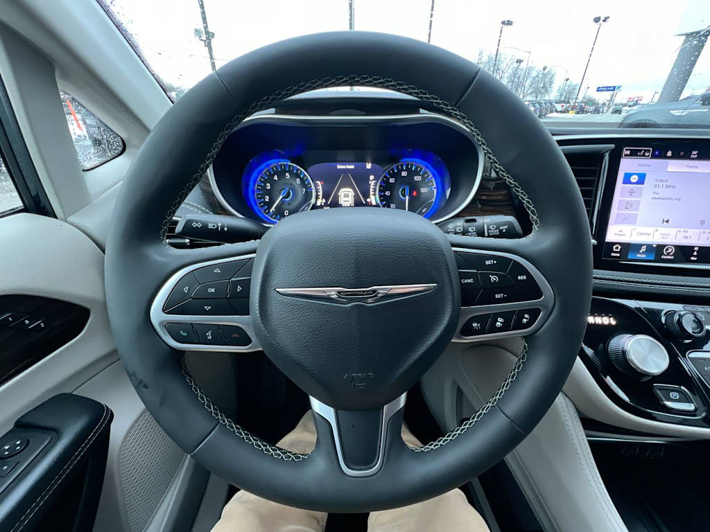 2023 Chrysler Pacifica Limited 2