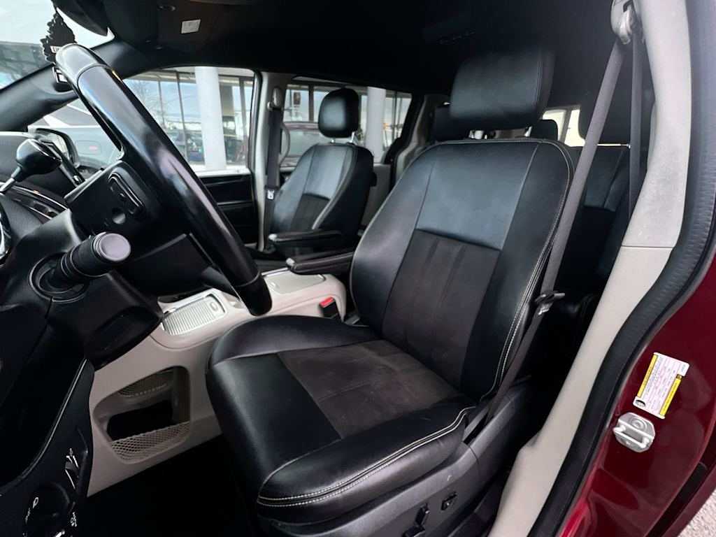 2020 Dodge Grand Caravan SXT 8