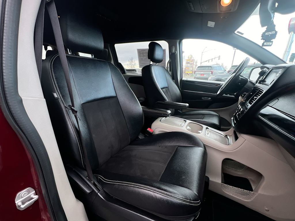 2020 Dodge Grand Caravan SXT 9