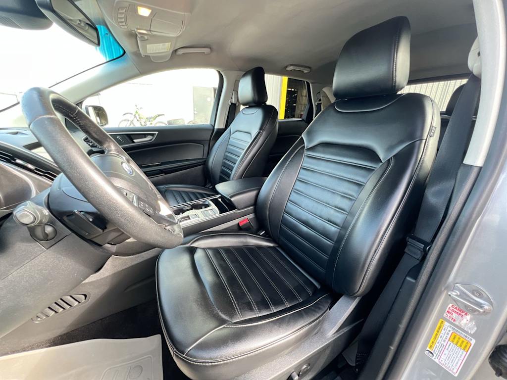 Thumbnail: 2020 Ford Edge - 8