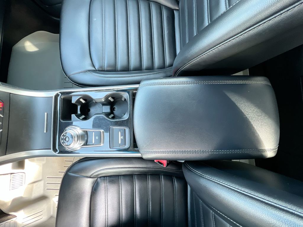 Thumbnail: 2020 Ford Edge - 12