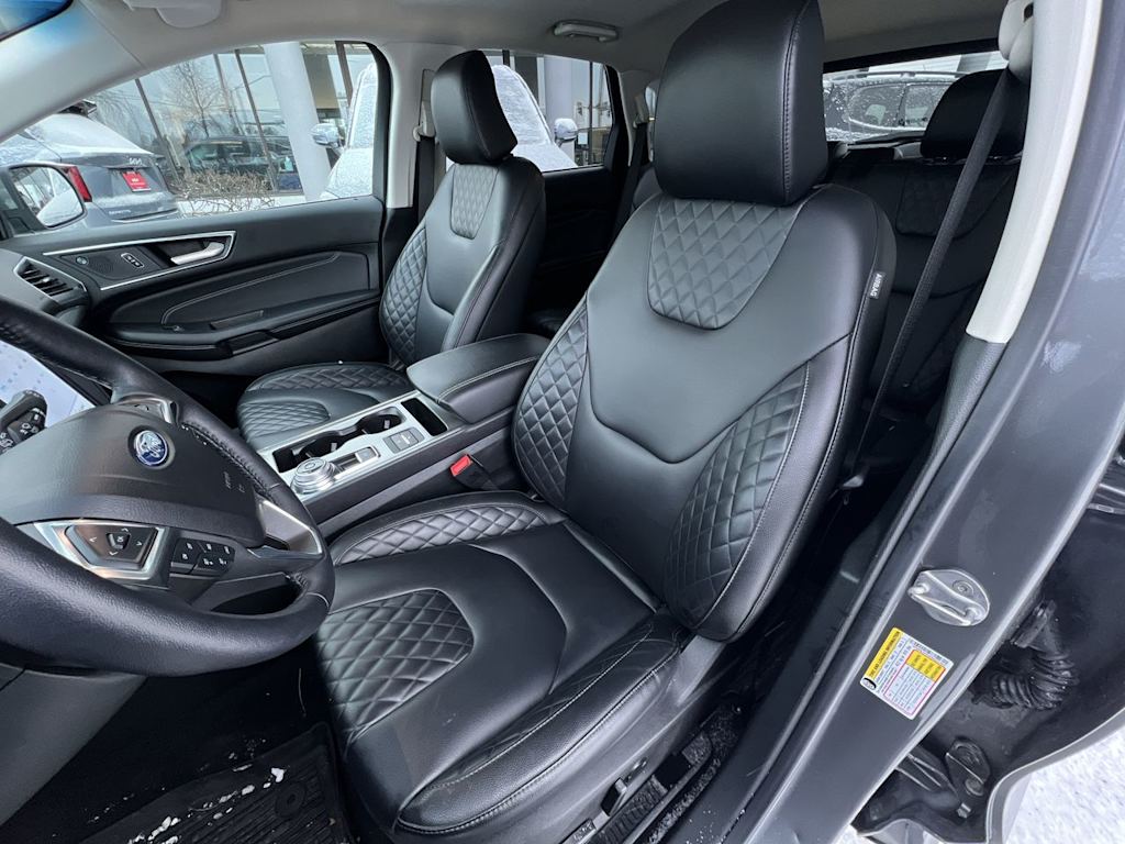 2023 Ford Edge Titanium 8