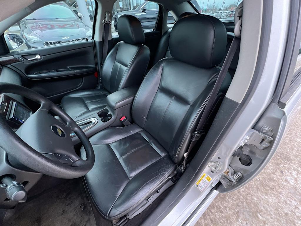 Thumbnail: 2016 Chevrolet Impala - 10