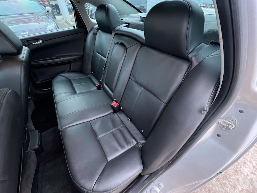 Thumbnail: 2016 Chevrolet Impala - 26