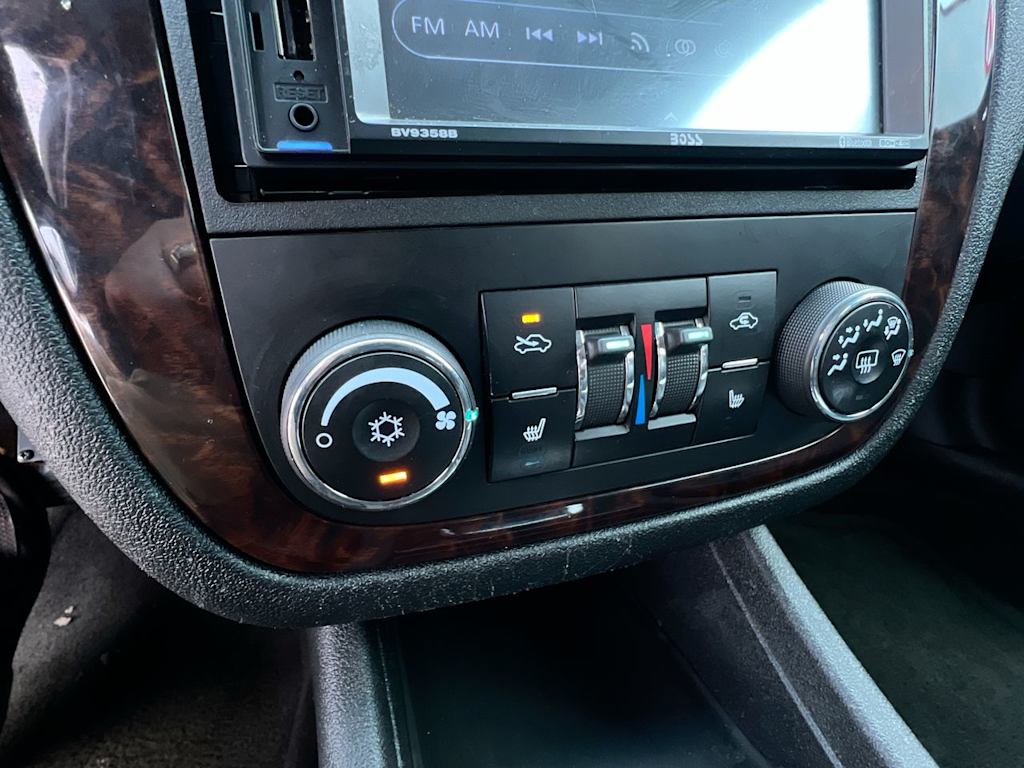 Thumbnail: 2016 Chevrolet Impala - 24