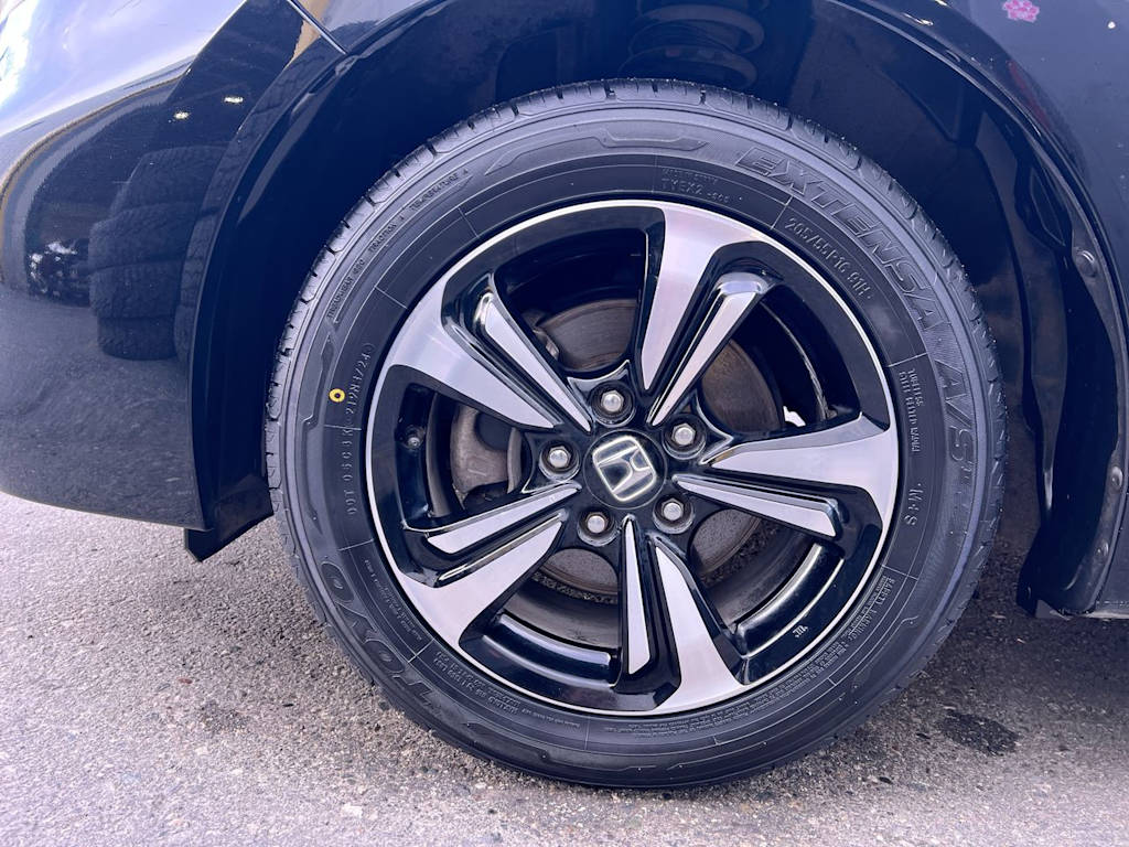 Thumbnail: 2015 Honda Civic - 5