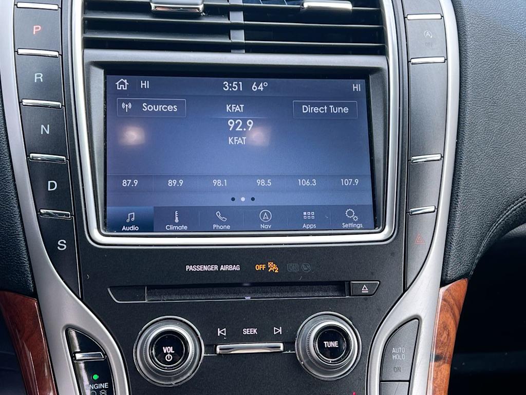 Thumbnail: 2019 Lincoln Nautilus - 11