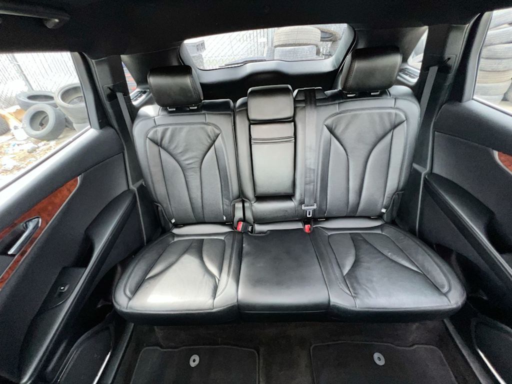 Thumbnail: 2019 Lincoln Nautilus - 10