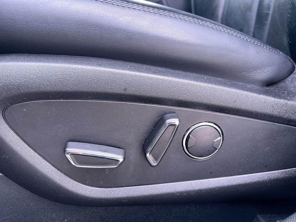 Thumbnail: 2019 Lincoln Nautilus - 20