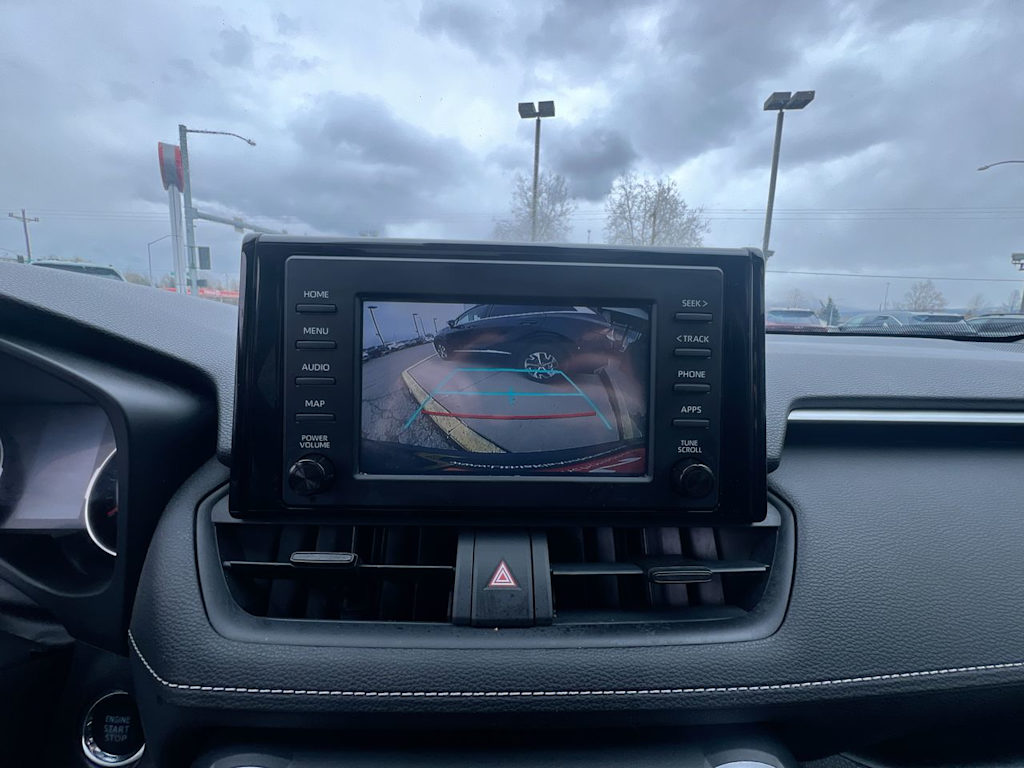 2019 Toyota RAV4 XLE 10