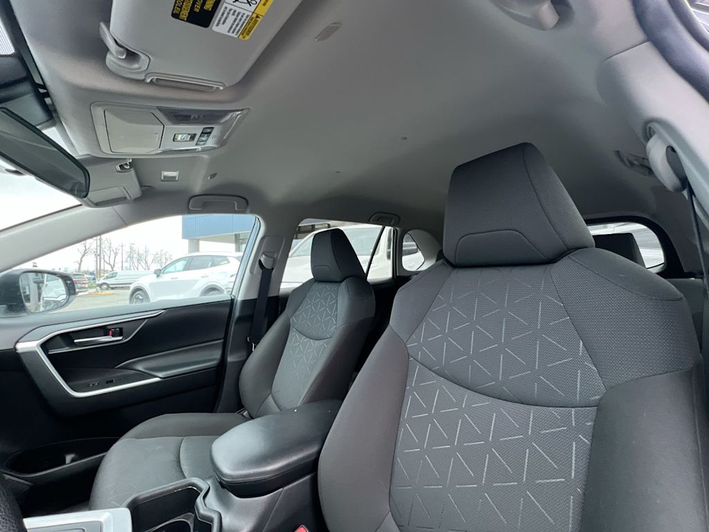 Thumbnail: 2023 Toyota RAV4 - 10