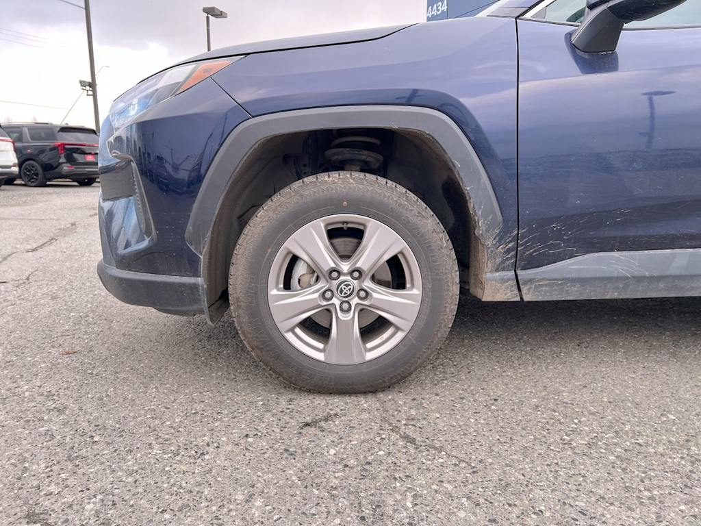 Thumbnail: 2023 Toyota RAV4 - 8