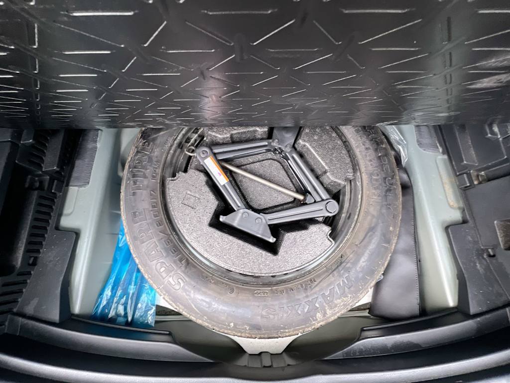 Thumbnail: 2023 Toyota RAV4 - 7