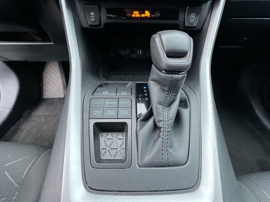 Thumbnail: 2023 Toyota RAV4 - 13