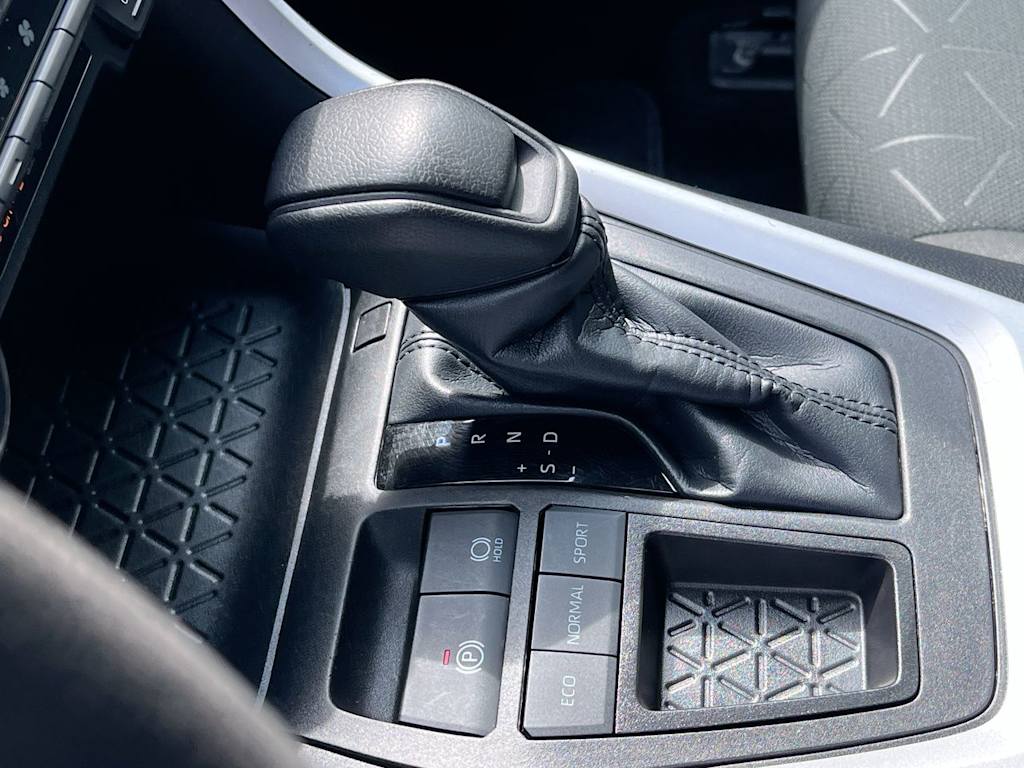 Thumbnail: 2023 Toyota RAV4 - 10