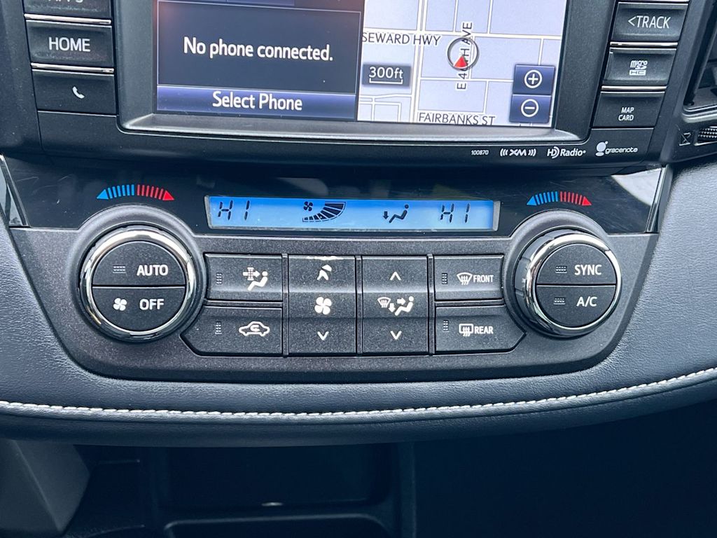 Thumbnail: 2018 Toyota RAV4 - 24