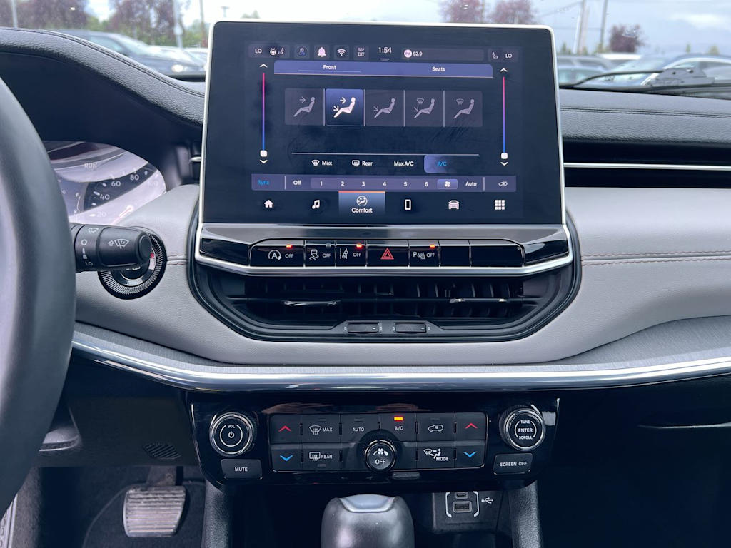 Thumbnail: 2024 Jeep Compass - 23