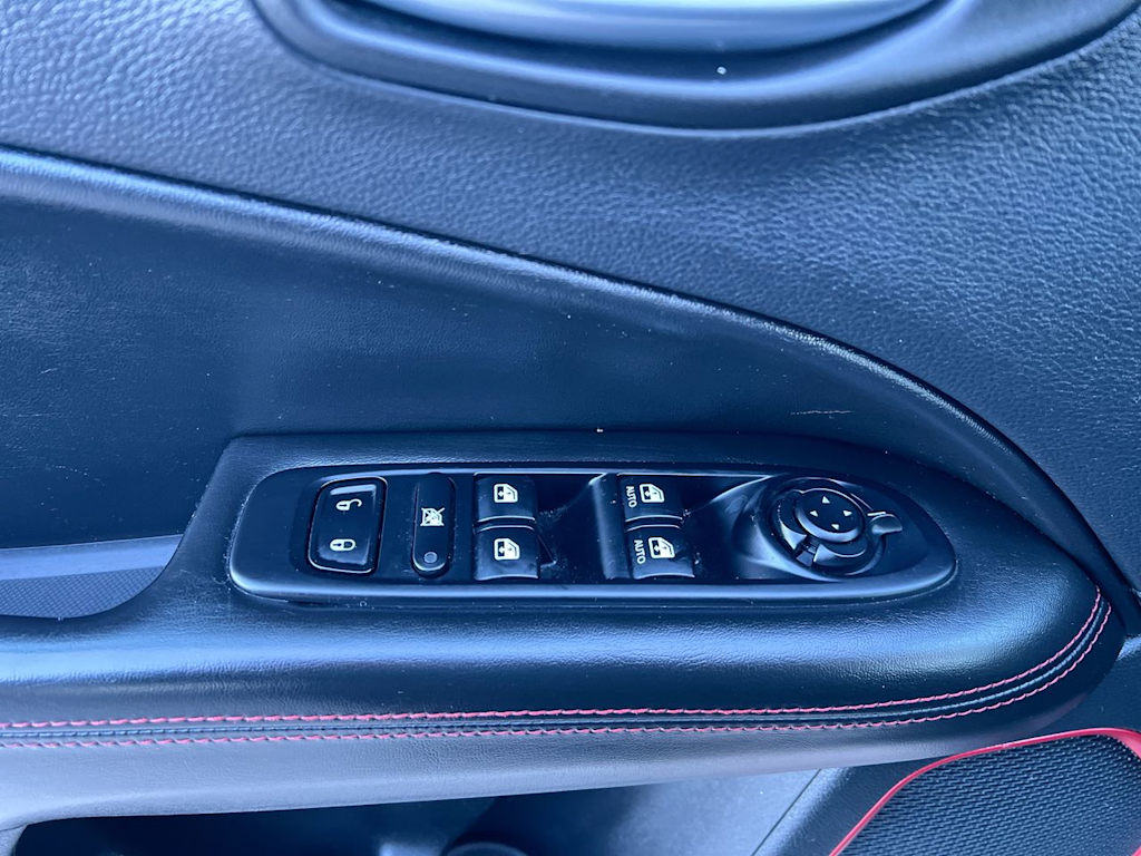 Thumbnail: 2020 Jeep Compass - 21