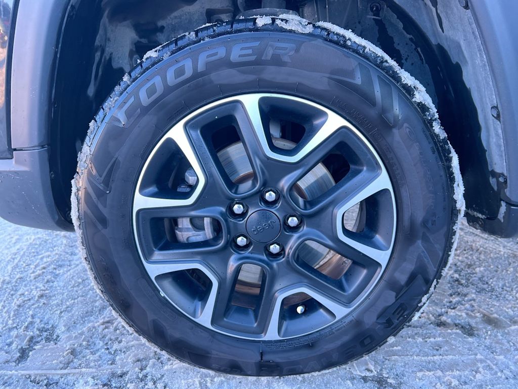 Thumbnail: 2020 Jeep Compass - 7