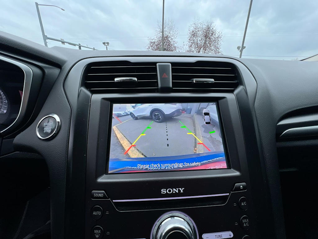 Thumbnail: 2020 Ford Fusion - 22