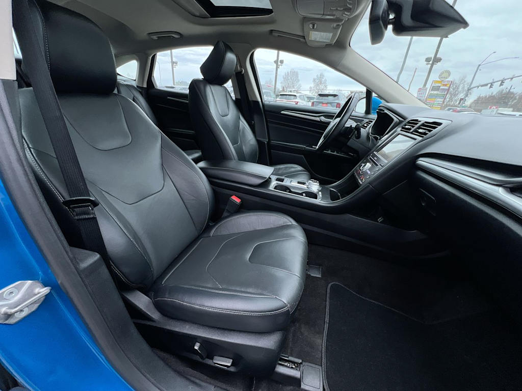 Thumbnail: 2020 Ford Fusion - 9