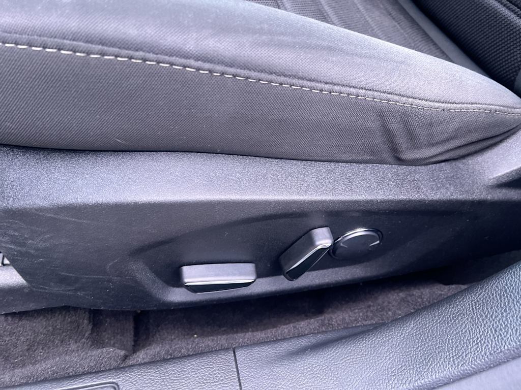 Thumbnail: 2019 Ford Fusion - 18