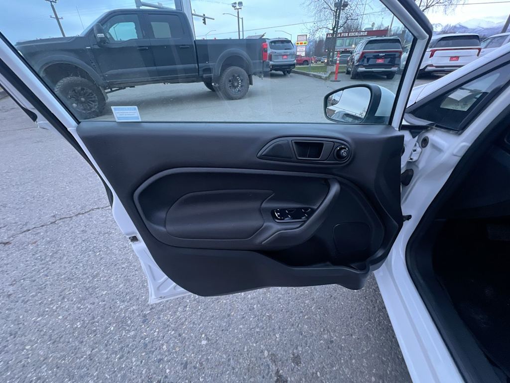 Thumbnail: 2019 Ford Fiesta - 19