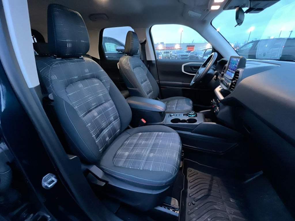 Thumbnail: 2023 Ford Bronco Sport - 28