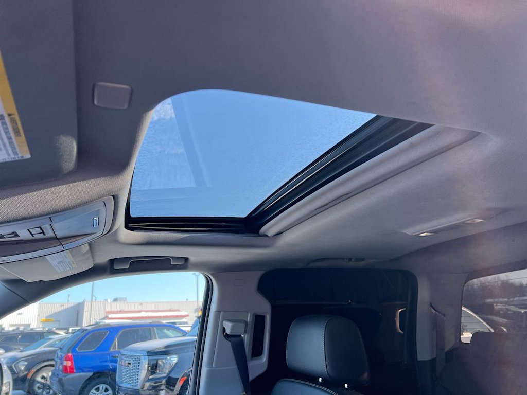 Thumbnail: 2017 Chevrolet Silverado 1500 - 23