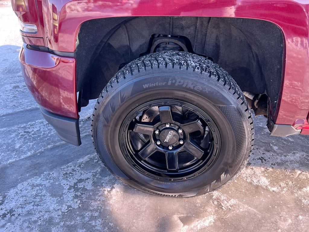 Thumbnail: 2017 Chevrolet Silverado 1500 - 6