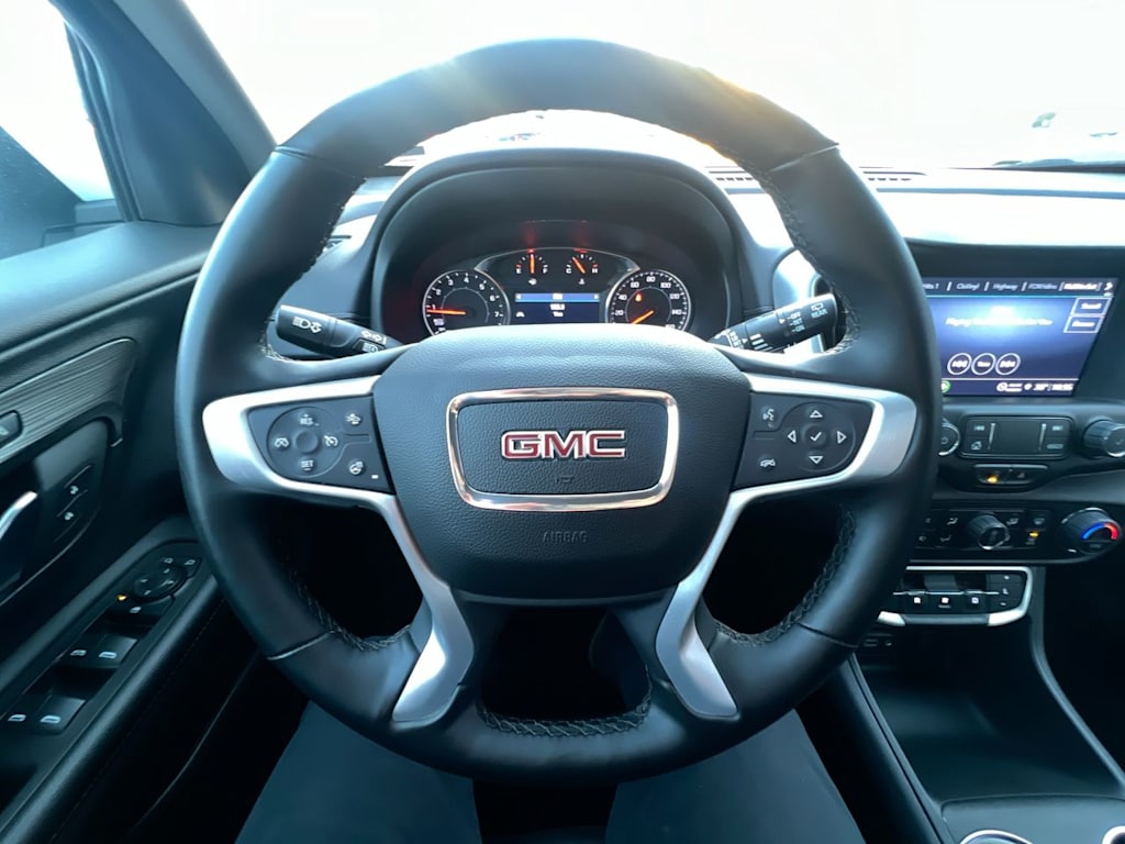 2024 GMC Terrain SLT 2