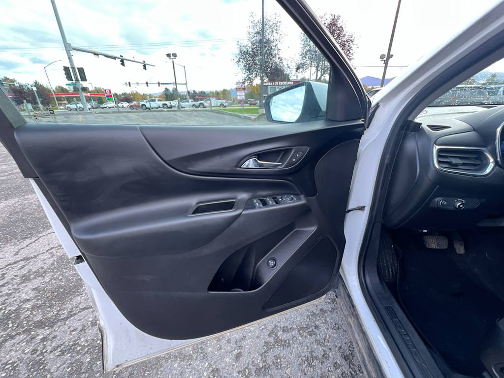 Thumbnail: 2019 Chevrolet Equinox - 20