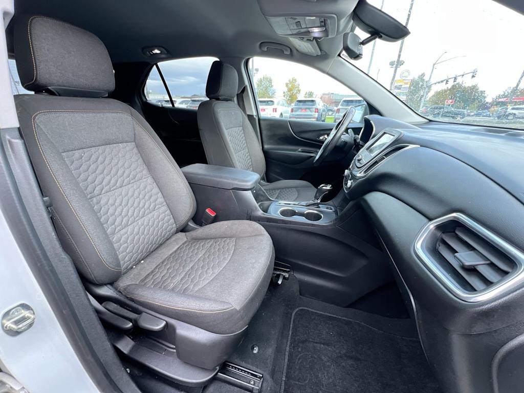 Thumbnail: 2019 Chevrolet Equinox - 28