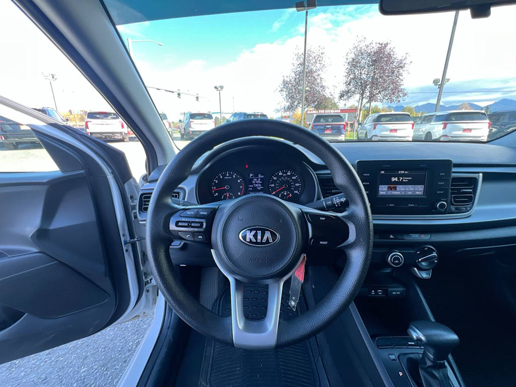 Thumbnail: 2019 Kia Rio - 2