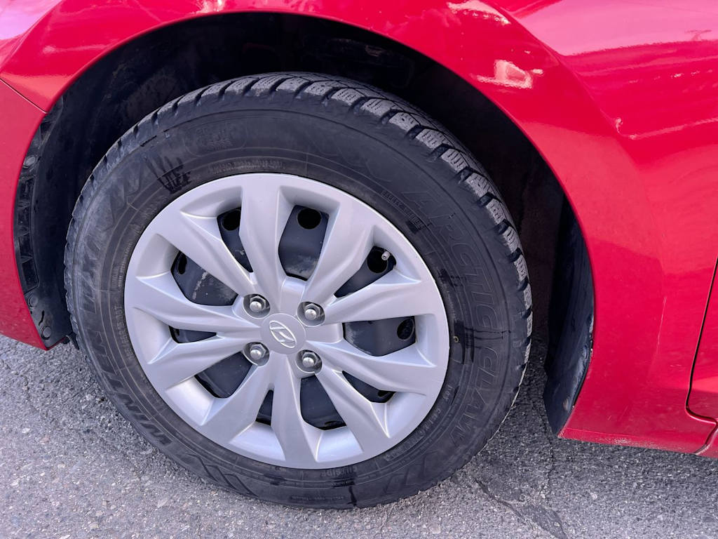 Thumbnail: 2021 Hyundai Accent - 7