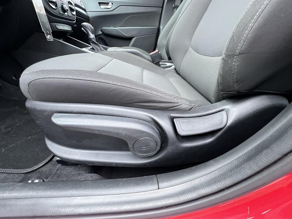 2021 Hyundai Accent SE 20