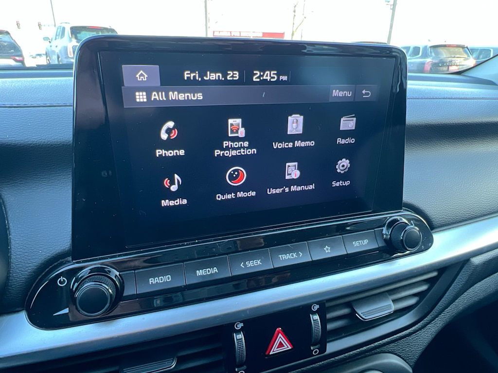 Thumbnail: 2022 Kia Forte - 24