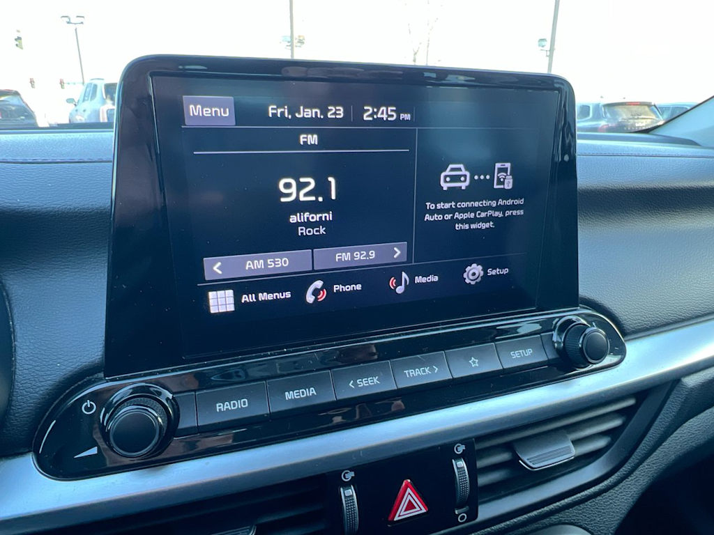 Thumbnail: 2022 Kia Forte - 10