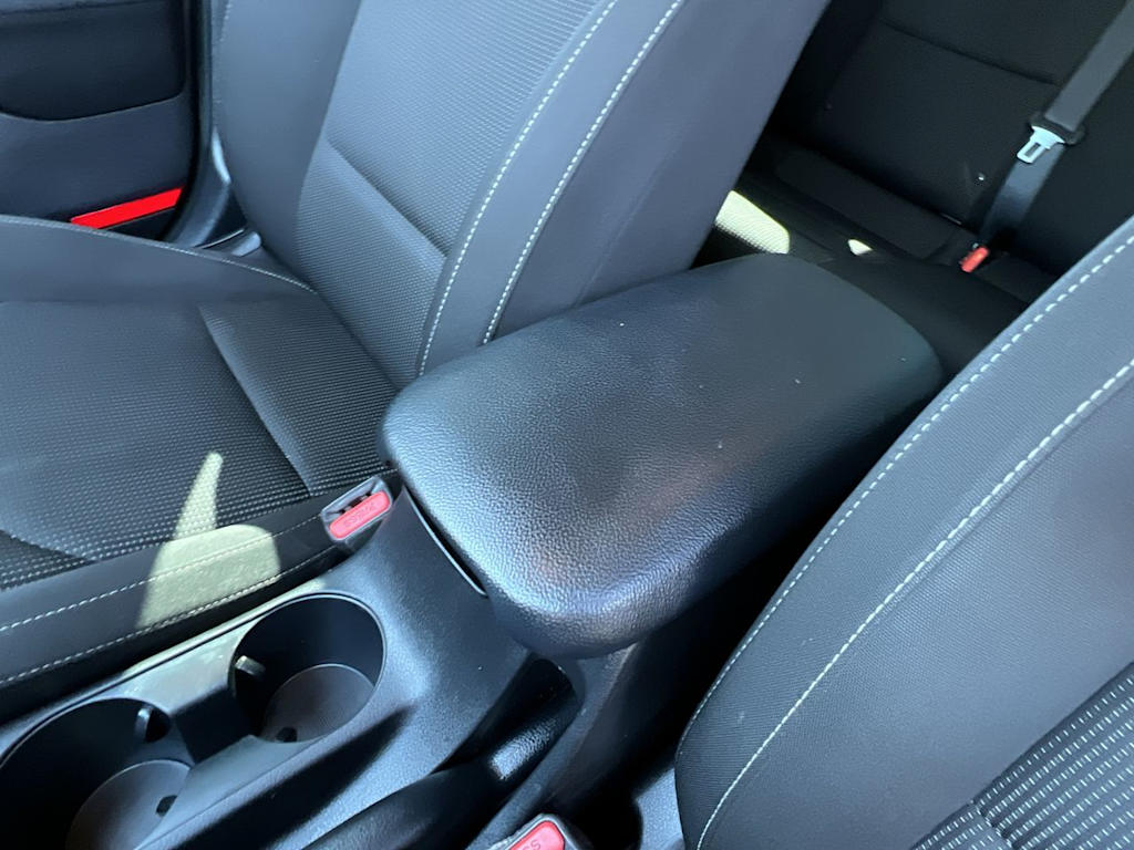 Thumbnail: 2021 Kia Forte - 9